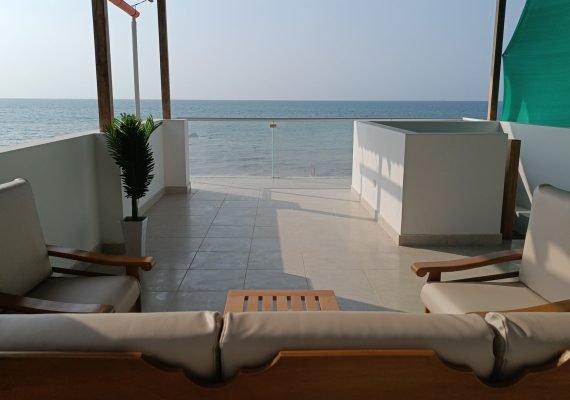 Plateia 12 – Casa de 3 Niveles