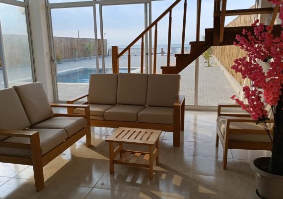 Plateia 12 – Casa de 3 Niveles